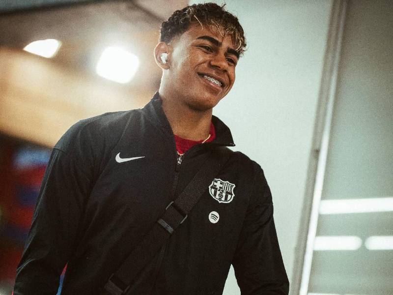 Barcelona se mete a cuartos en Champions con exhibición de Raphinha y Lamine Yamal