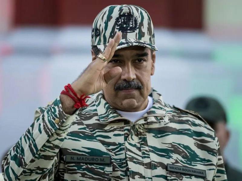 Maduro enfrenta cargos por narcoterrorismo, conspiración para importar cocaína y delitos relacionados con armas automáticas.