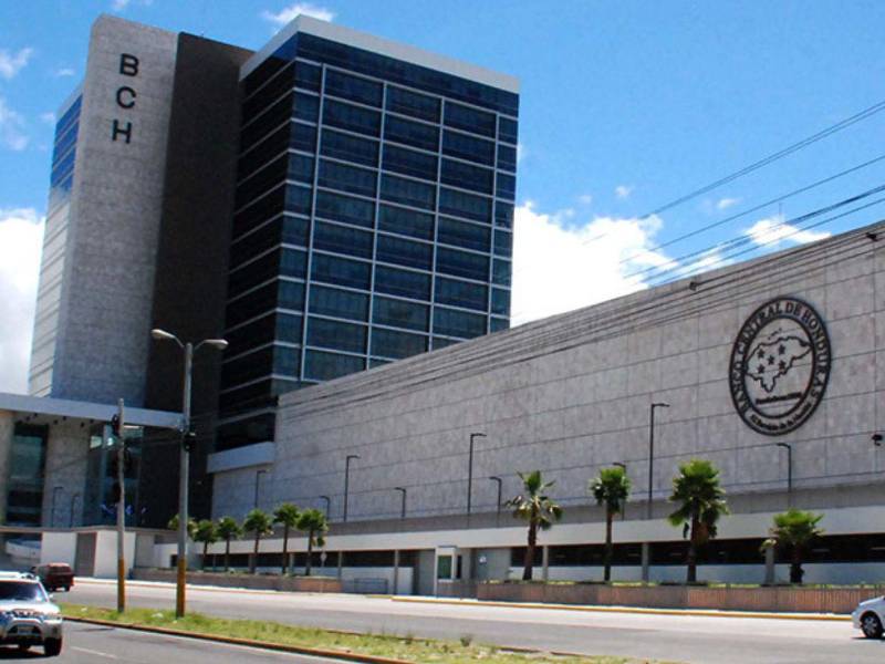 Según el Banco Central de Honduras (BCH), el Índice de Precios al Consumidor (IPC) fue de 4.98% en 2025.