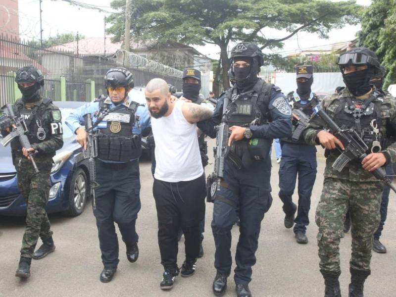 Williams Daniel García López, apodado Cachorro, minutos después de su arresto.