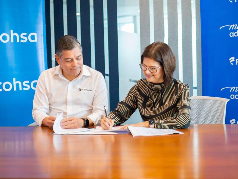 INCAE y Ficohsa renuevan alianza para impulsar a las empresarias hondureñas