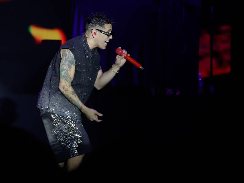 Lenny Tavárez ofreció perreo clásico como un referente de la generación de relevo.