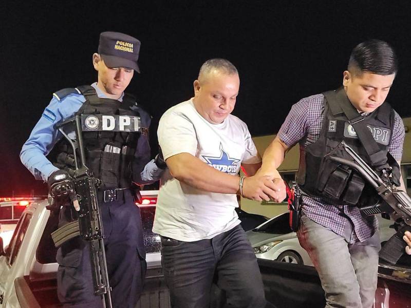 Como Junior Javier Anariba fue identificado el hombre que se hacía pasar por pastor evangélico para engañar a menores de edad y presuntamente abusar de ellas.