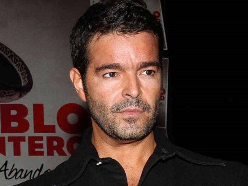 El cantante mexicano Pablo Montero es uno de los artistas confirmados para la jornada de amor Teletón. El intérprete de 'Ojitos bonitos', 'Se te olvidó', 'Hay otra en tu lugar' cantó el himno de Teletón en 2018.