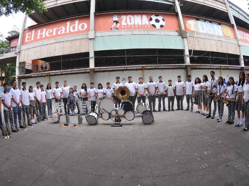 La agrupación cuenta con un repertorio de aproximadamente 12 canciones.