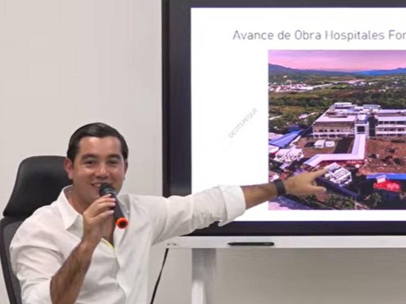 Octavio Pineda, ministro de la SIT responde a Matheu: “Ha mayor metraje, mayor costo en construcción”.