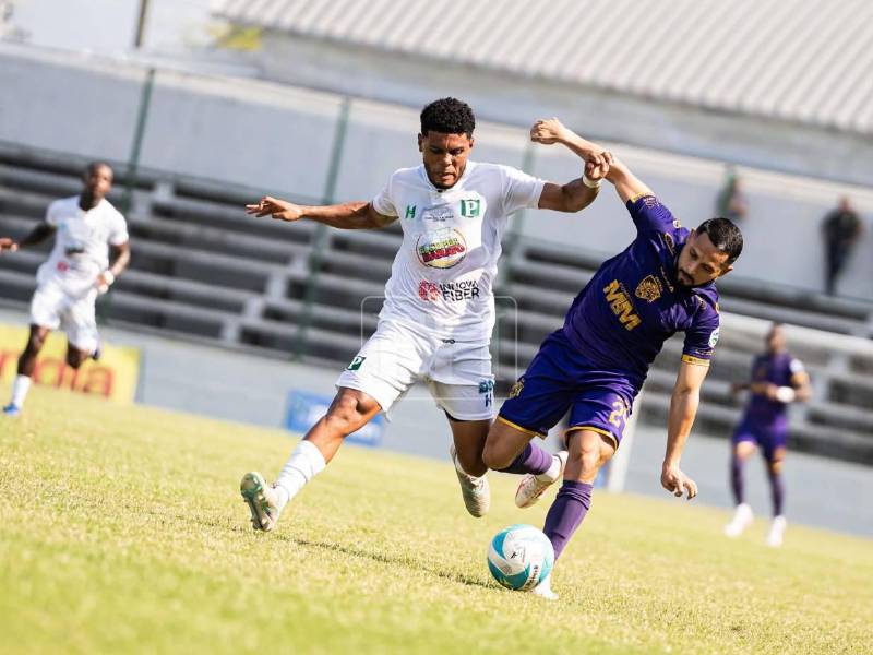 Imágenes del desarrollo del partido.