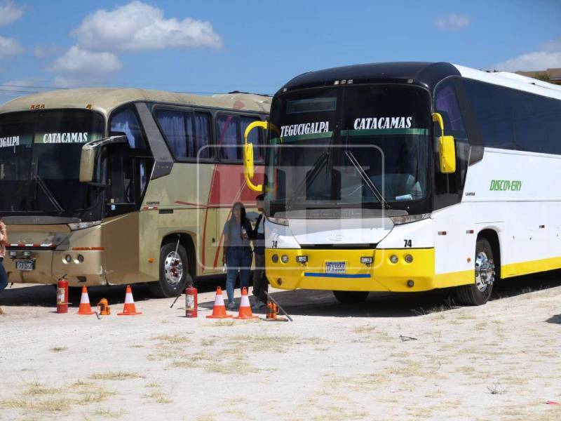 El Instituto Hondureño del Transporte Terrestre (IHTT) inició esta semana las revisiones físico‑técnicas y mecánicas a las unidades de transporte público que operarán durante esta Semana Santa. ¿Hasta cuándo se estará realizando la revisón? Aquí los detalles: