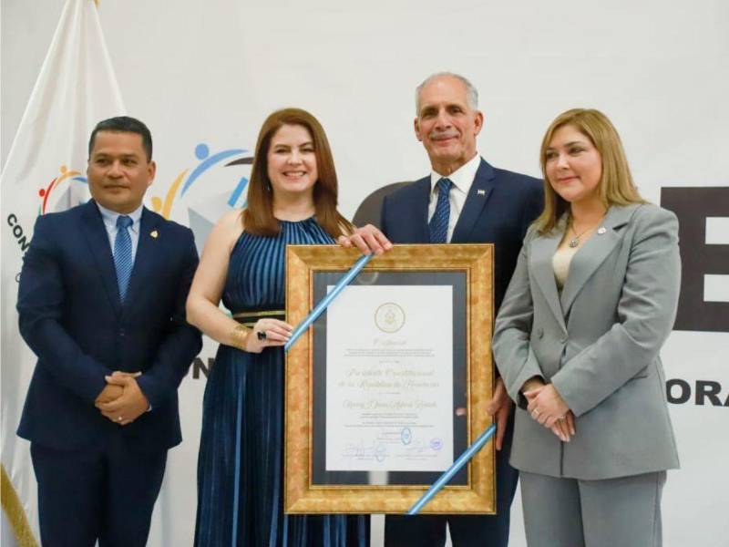 La ceremonia y juramentación como nuevo presidente ya no será en el Estadio , como si lo hicieron los 12 mandatarios que le antecedieron.