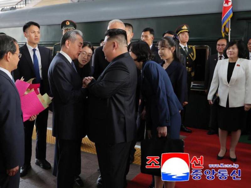 Kim Ju-ae podría ser la próxima en la sucesión al trono en Corea del Norte.