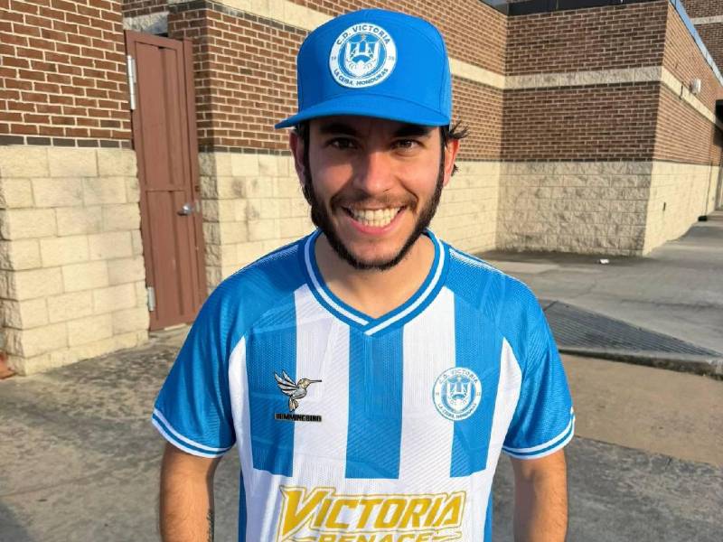 Carlos Eduardo Espinal desata la locura en redes sociales. La increíble propuesta que realizó para mejorar el Victoria.