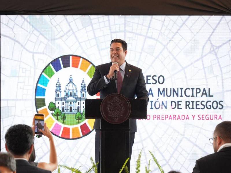 El alcalde Juan Diego Zelaya, estuvo presente durante el desarrollo del congreso.