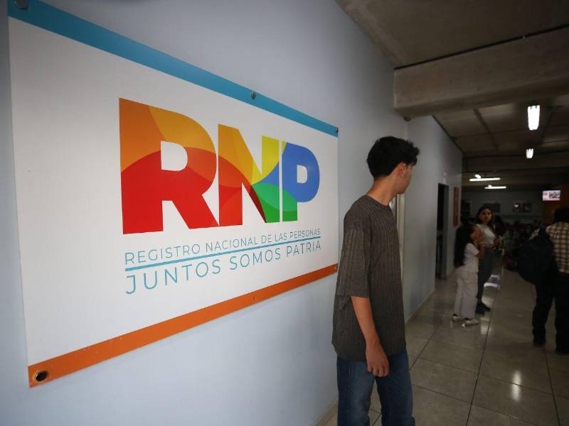 Los menores de 6 a 17 años recibirán el Documento de Identificación de Niñas, Niños y Adolescentes (DINNA).