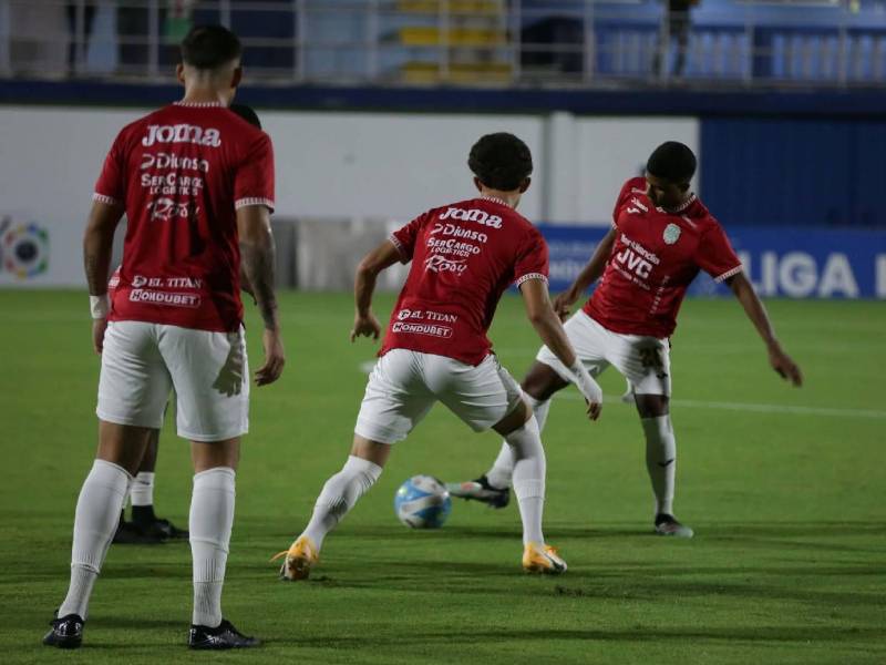 Imágenes del desarrollo del partido.