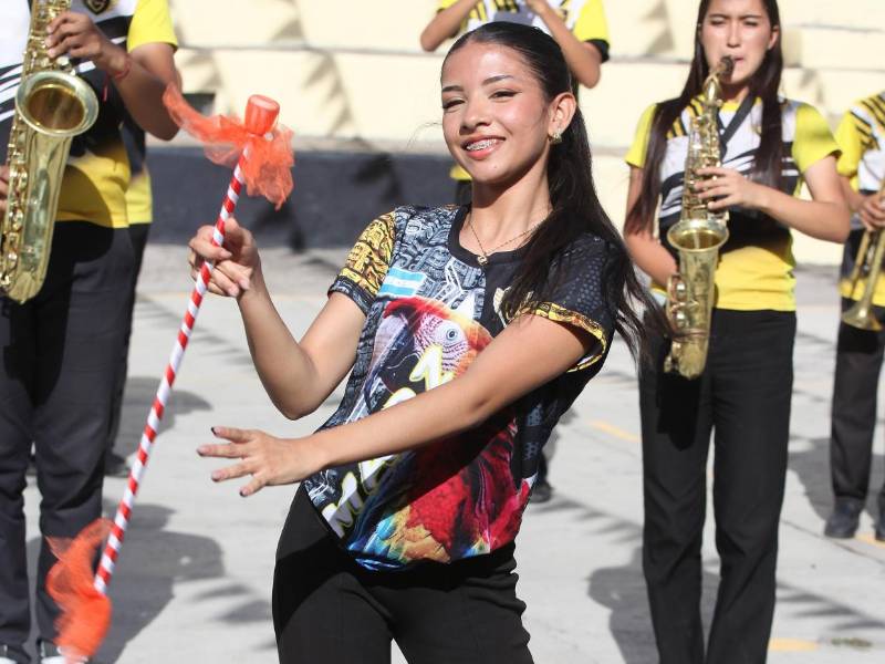 Zoé Rodríguez, de 14 años, quien participa por segundo año consecutivo como palillona.