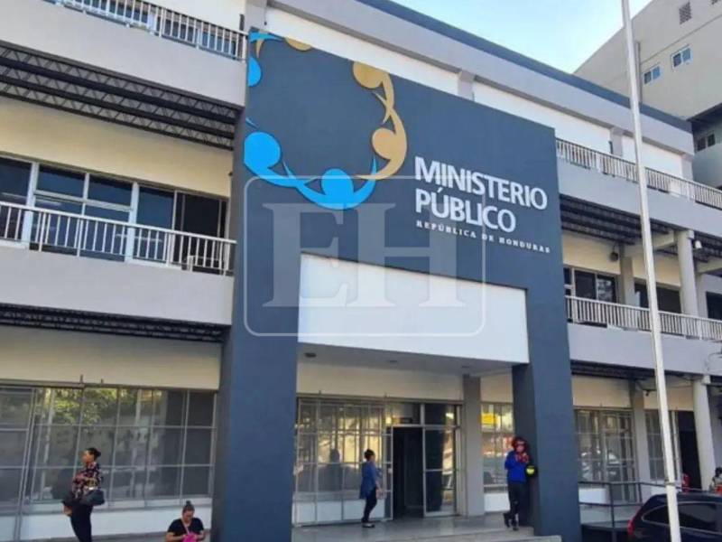 Diana Elvir, presidenta de la AFH, detalló que los fiscales enfrentan una sobrecarga laboral inmensa por la falta de personal.
