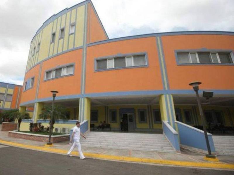 Hospital capitalino abre tres plazas de trabajo para distintos perfiles profesionales; conozca los detalles.