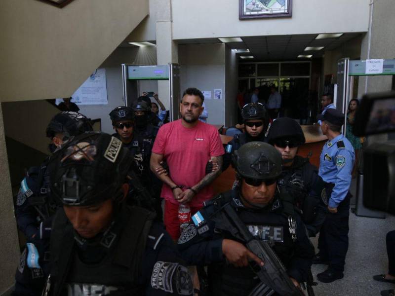 El plan contempla reactivar la extradición de criminales a Estados Unidos y combate a la extorsión.