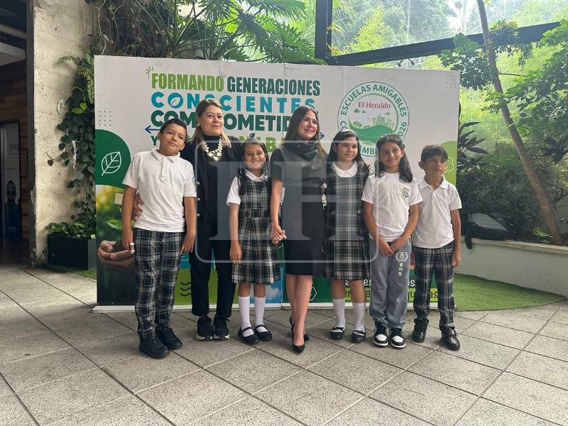 Escuelas Amigables con el Ambiente cuenta con el respaldo Walmart, Nestlé y Vanguardia, World Vision, AMDC, Equipos Industriales, Santillana Honduras, Reciclaje Diamante, Metrocinemas, Cruz Roja Hondureña y Compañía Distribuidora (CoDis)