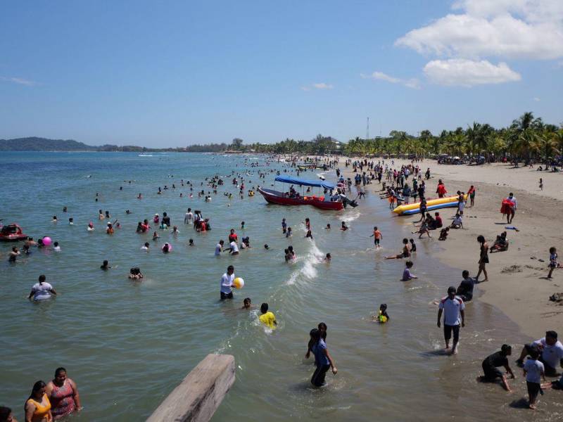 Las playas de la costa norte y del sur del país se han caracterizado por ser los destinos más preferidos por los hondureños.