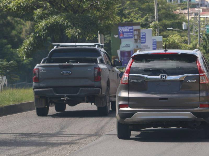 El Registro Rehicular del IP prepara la entrega de placas metálicas para los vehículos que actualmente circulan con permisos temporales de tres meses.