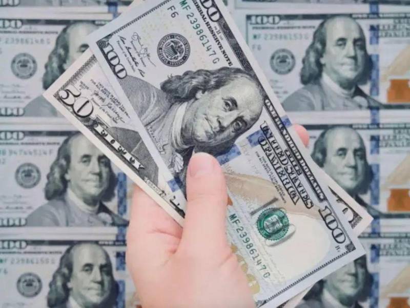 El dólar superará los 27 lempiras este viernes 28 de agosto, reflejando la depreciación de la moneda hondureña.