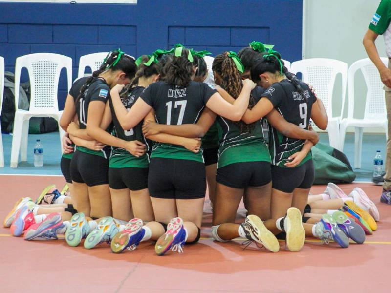 Antes de iniciar el duelo pusieron todo en mano de Dios.