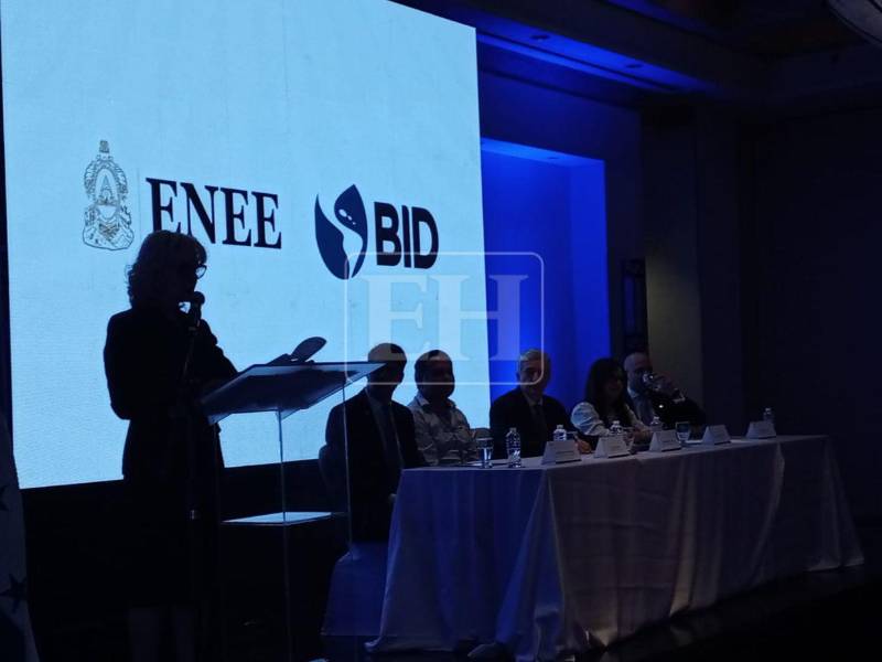 La ENEE moderniza subestaciones y líneas de transmisión con apoyo del BID para asegurar energía de calidad a 275,000 abonados y 13 hospitales capitalinos.