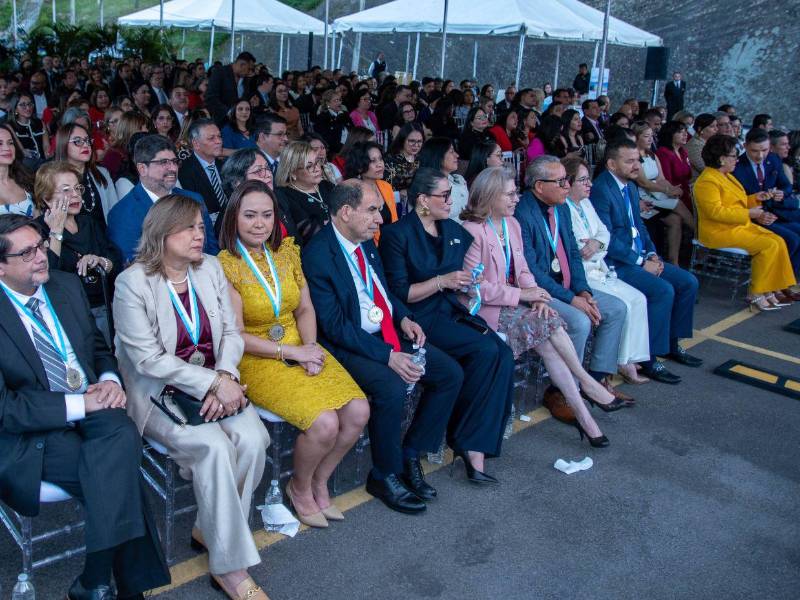 Al evento asistieron la totalidad de los magistrados de la Corte Suprema de Jusiticia (CSJ) y servidores judiciales de todo el país.