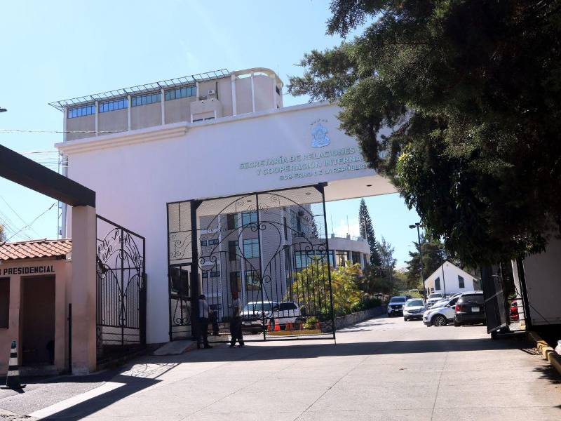 El incidente se registró en la Secretaría de Relaciones Exteriores y Cooperación Internacional, en la capital.