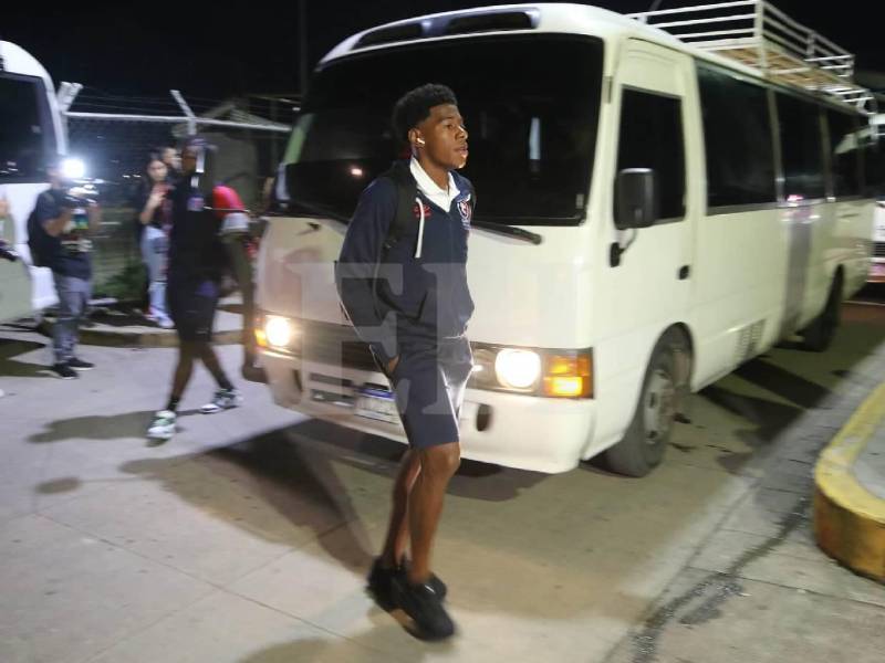 Imágenes del desarrollo del partido.