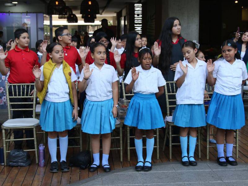 Docentes creen que esta iniciativa representa una oportunidad de sembrar conciencia ambiental en las nuevas generaciones.