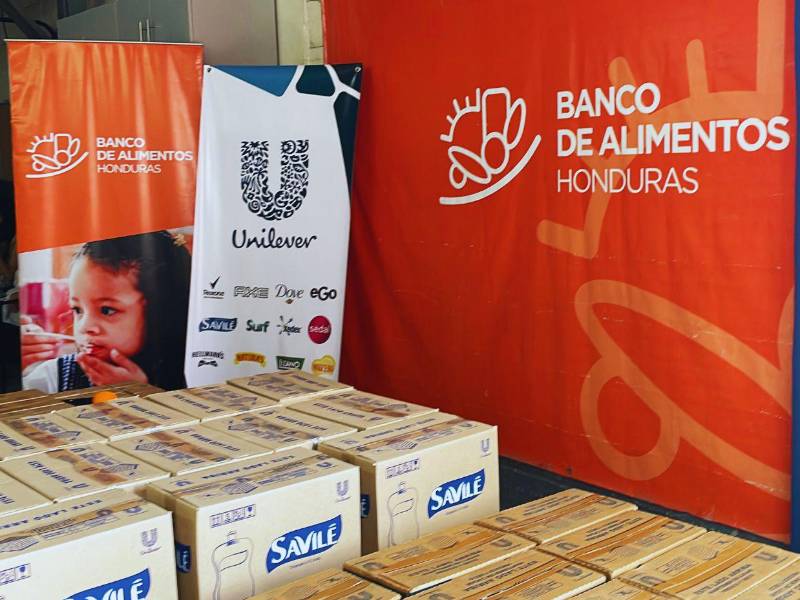 Desde 2020 a la fecha, Unilever ha donado más de 3,000 toneladas de alimentos y productos esenciales en países de la región.