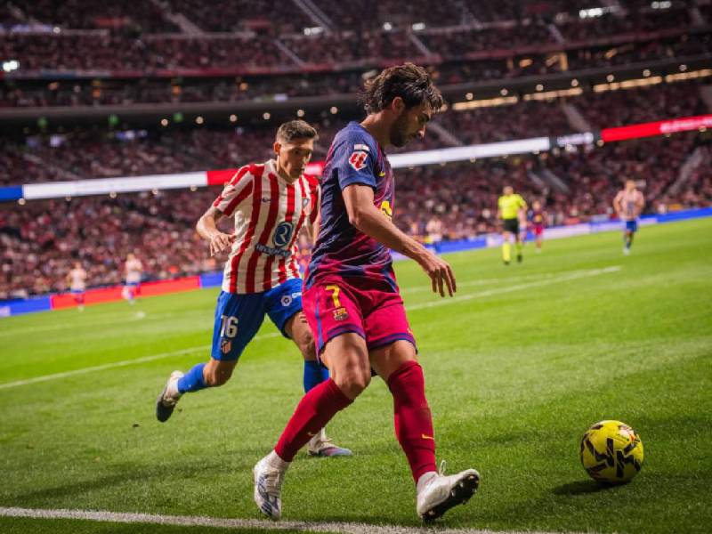 Imágenes del desarrollo del partido.