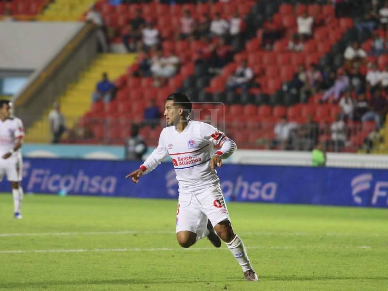 Imágenes del desarrollo del partido.