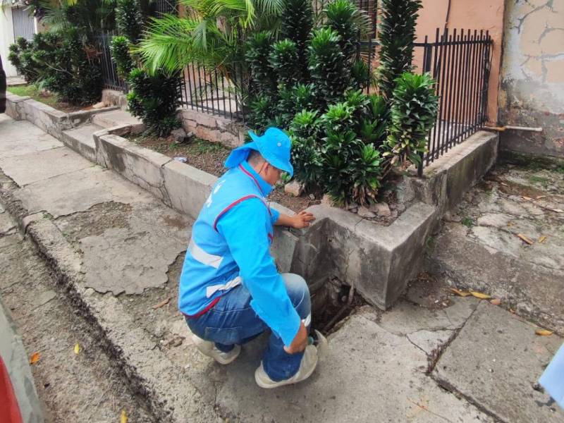 Autoridades reiteran llamado a la población a cumplir regulaciones ante la reducción de caudales en la capital
