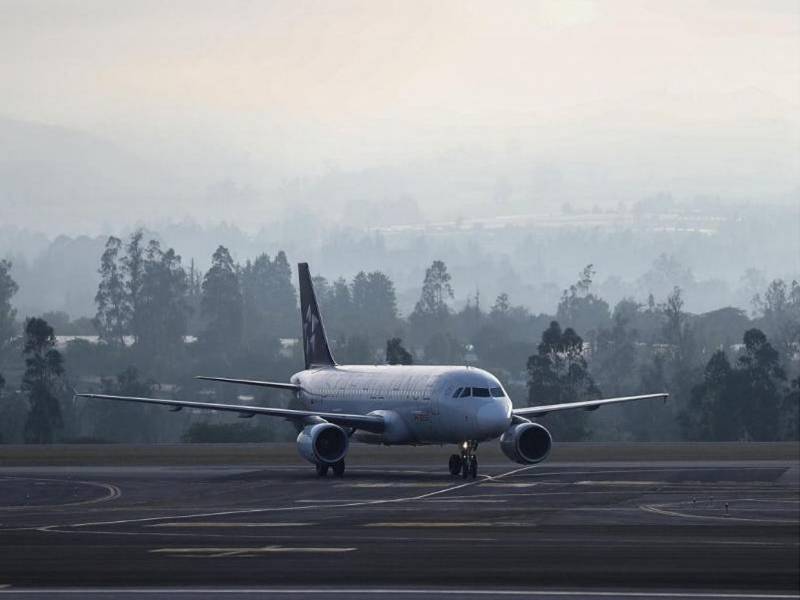 El primer vuelo fue anunciado 24 horas después de las fuertes críticas de congresistas demócratas y analistas.