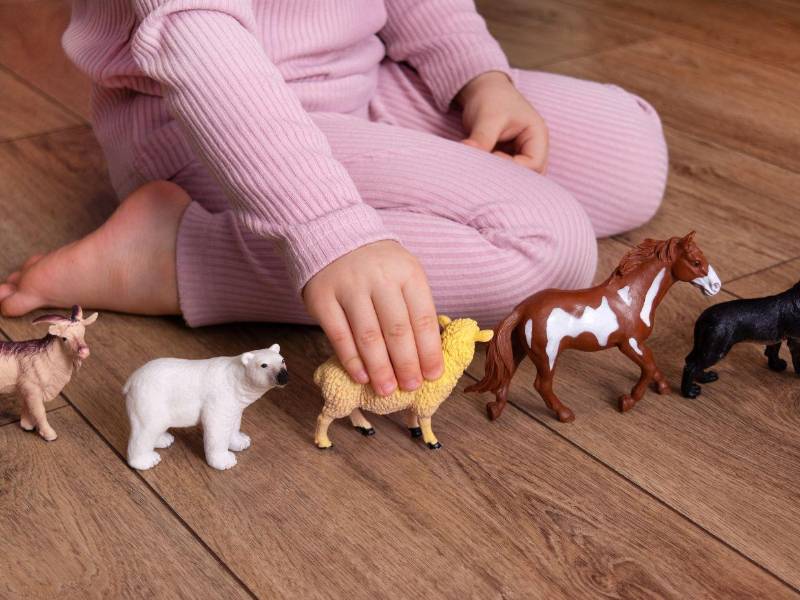 Uno de los signos que más preocupa a los padres es el retraso en el lenguaje. Sin embargo, no es el único.