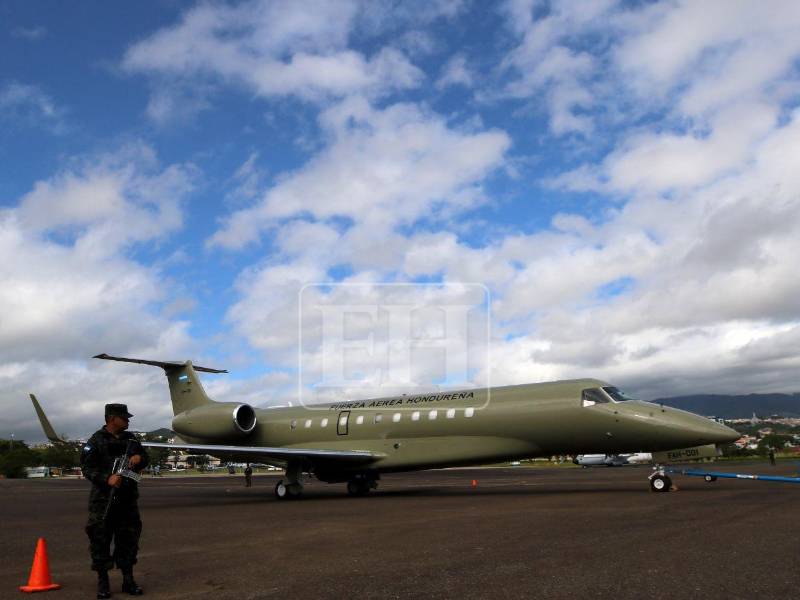 El Embraer Legacy 600 fue vendido a la empresa mexicana Thebe Ingeniería &amp; Consultoría, que ganó la subasta pública internacional con una oferta de L137.8 millones.