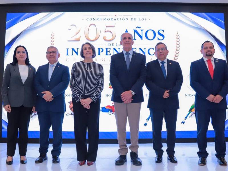 Asfura reafirmó el compromiso de Honduras con la integración regional y llamó a los países centroamericanos a trabajar unidos.