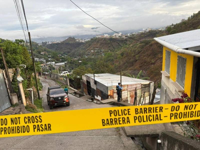 El hombre fallecido no fue identificado por los vecinos del sector 8 de la colonia Villa Nueva.