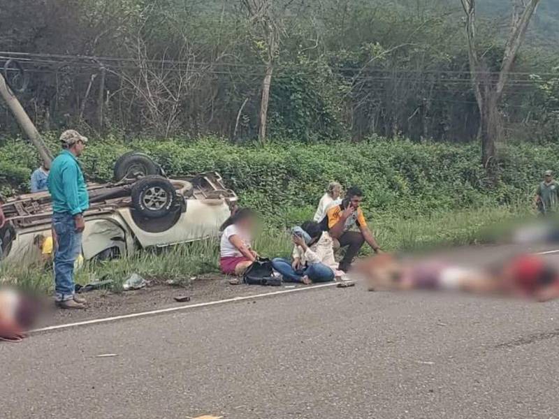Escena donde se encontraban los cuerpos de las víctimas mortales y heridas.