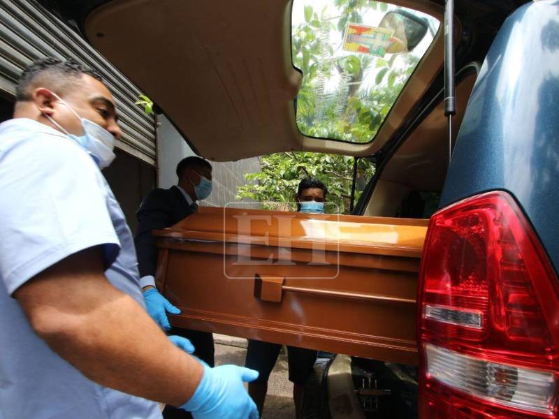Un hombre fue encontrado sin vida en una calle de acceso a la zona 8 de la colonia Cerro Grande durante la mañana de este lunes 8 de junio. ¿Quién era y qué se sabe del crimen? A continuación los detalles.