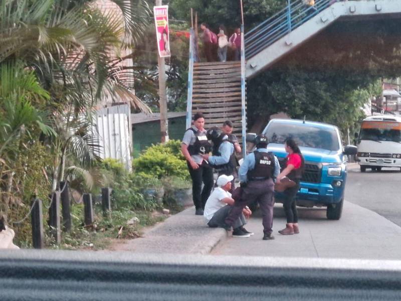 Celio Bautista Rodríguez Ponce fue esposado en el anillo periférico, frente al sector nueve de la colonia Hato de Enmedio, en la capital.