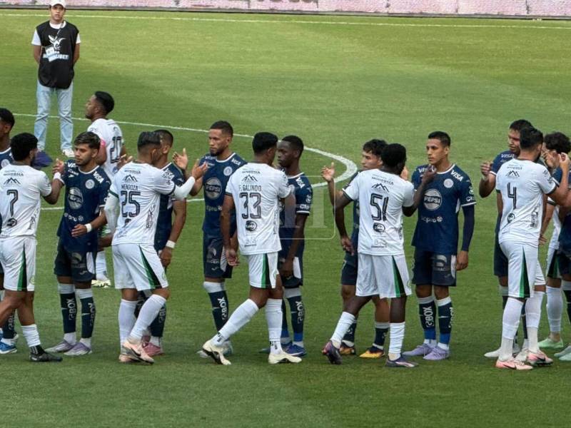 Imágenes del desarrollo del partido.