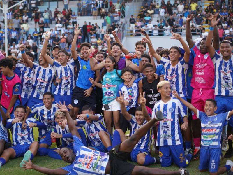 El Victoria se corona campeón del torneo Apertura de las reservas.