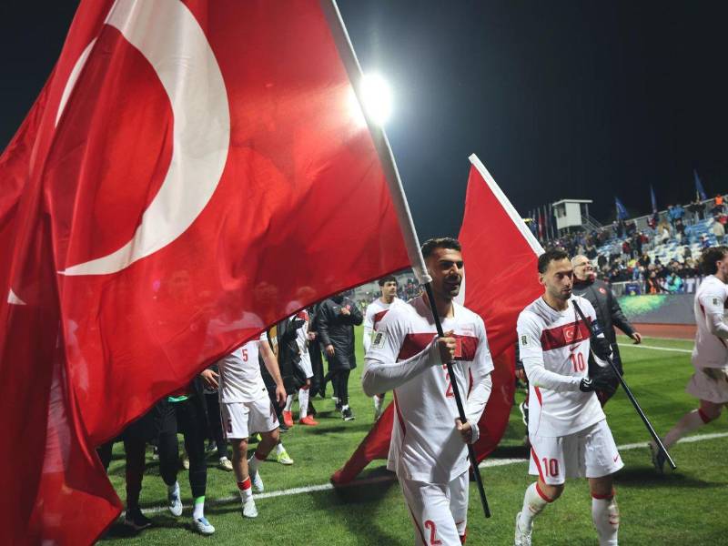 Los jugadores turcos celebrando la clasificación al Mundial.