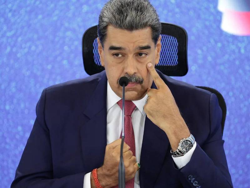 Primera imagen de Nicolás Maduro bajo custodia estadounidense después de su captura.