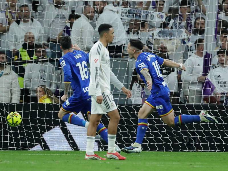 Imágenes del desarrollo del partido.