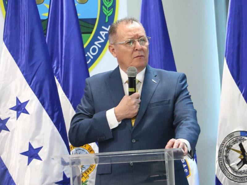 El general de Policpia (r), Gerzon Onán Velásquez Aguilera es el nuevo ministro de la Secretaría de Seguridad.